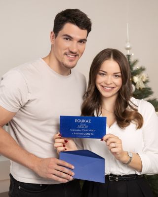 🎄 Vyriešte darčeky v pokoji a doprajte svojim blízkym viac než len “vec”. Získajte 15 % zľavu na darčekové poukazy TOMAS...